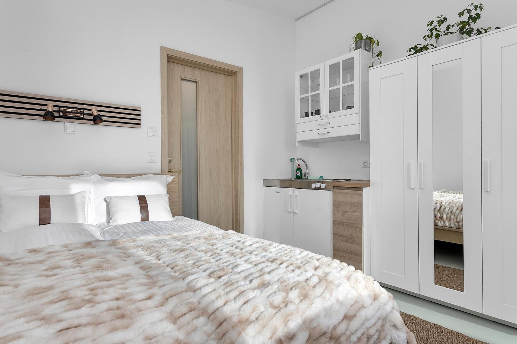 Klettar - The Old Hatchery Iceland Apartment *